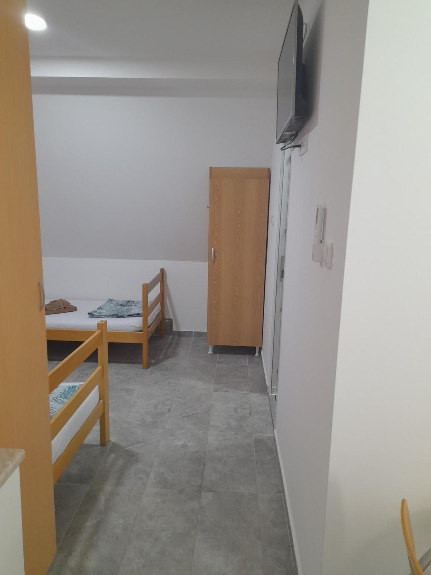 Libero Apartmani Surčin 외부 사진