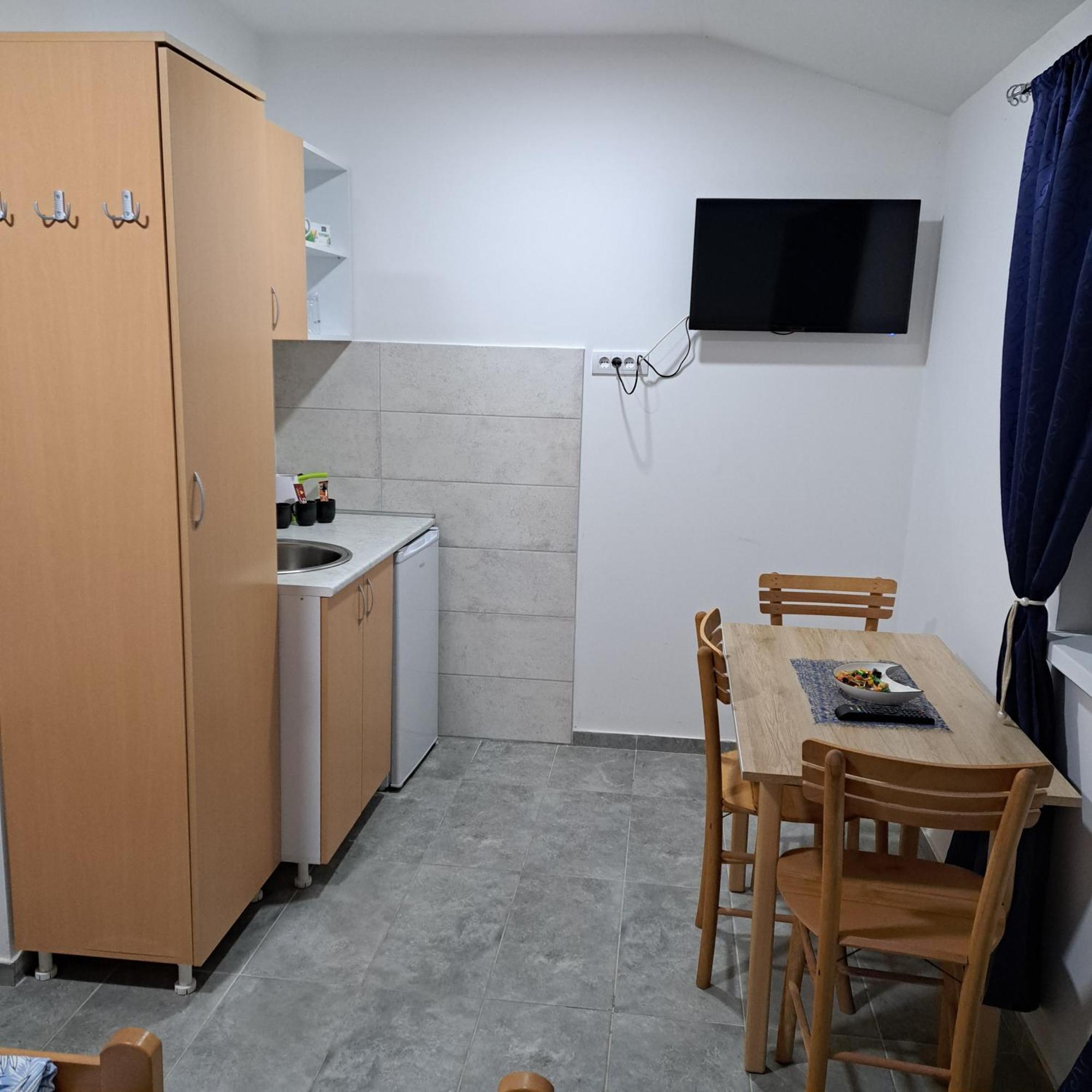Libero Apartmani Surčin 외부 사진